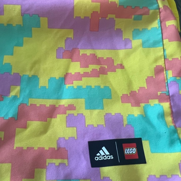 Boys Adidas Lego set size Small. Perfect for Legoland, school, etc - Picture 3 of 4